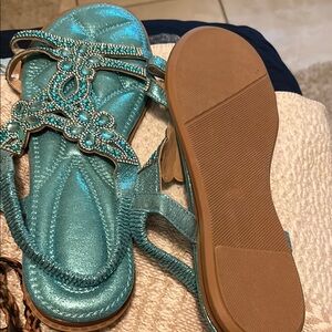 Elegant Turquoise Sandals with Rhinestone Detailing